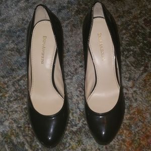 Enzo angiolini round toe black pumps